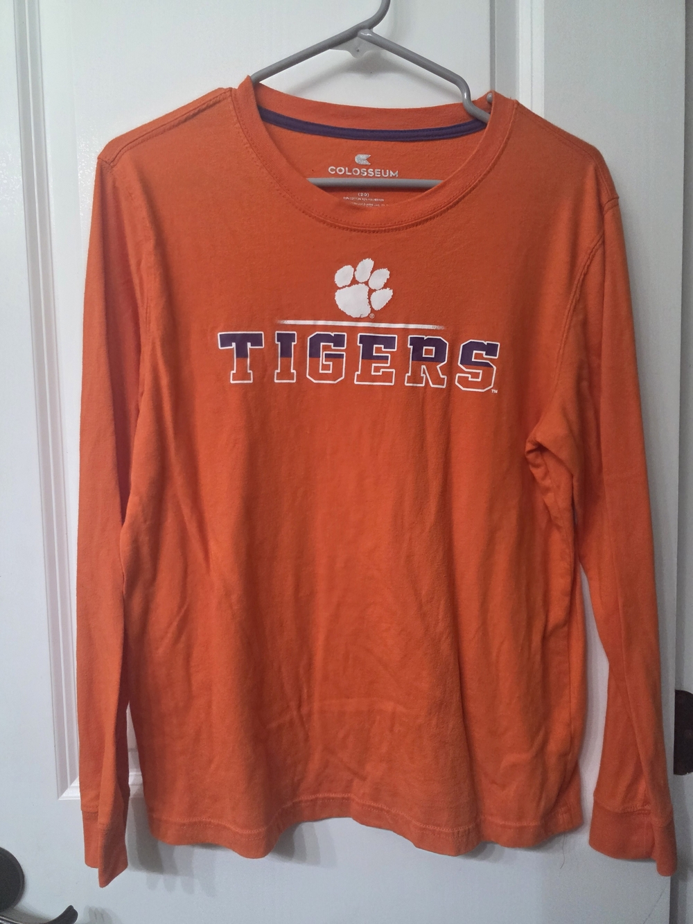 Colosseum Orange 'Tigers' Long Sleeve Crewneck Shirt